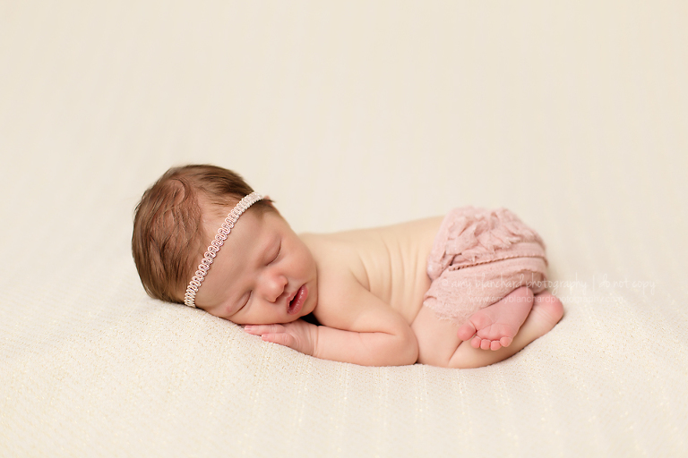 newborn-photography-omaha-amyblanchardphotography