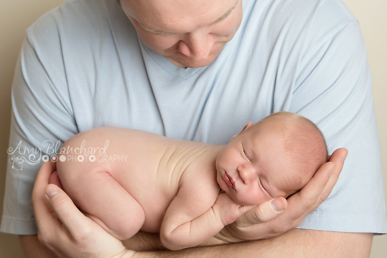 omaha-father-son-newborn