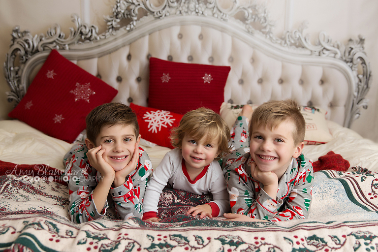 omaha-christmas-pajama-session-elkhorn