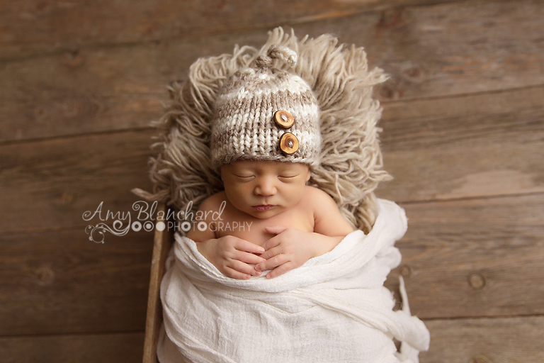 Omaha Elkhorn Newborn Photographer