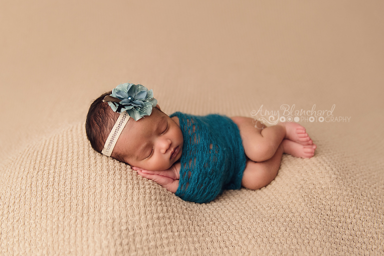 omaha newborn photographer