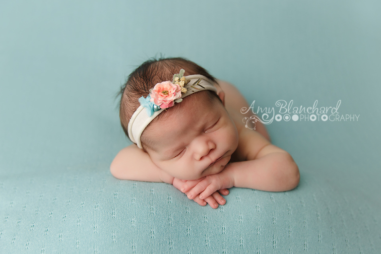 Omaha Newborn Photogrpaher